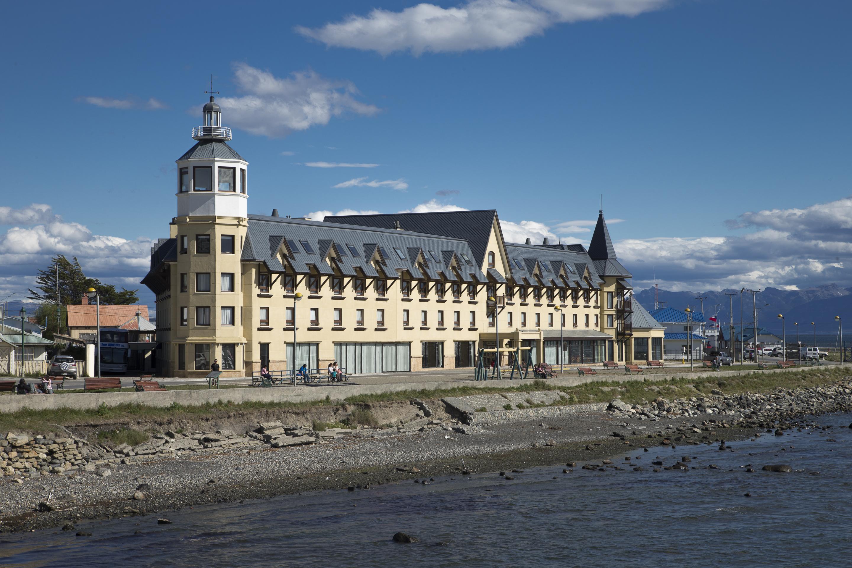 Hotel Costaustralis Puerto Natales Exterior photo